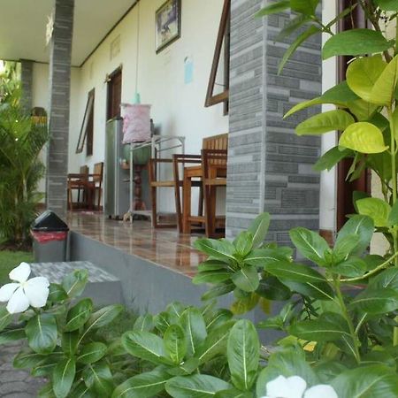 Twins Homestay Canggu Esterno foto