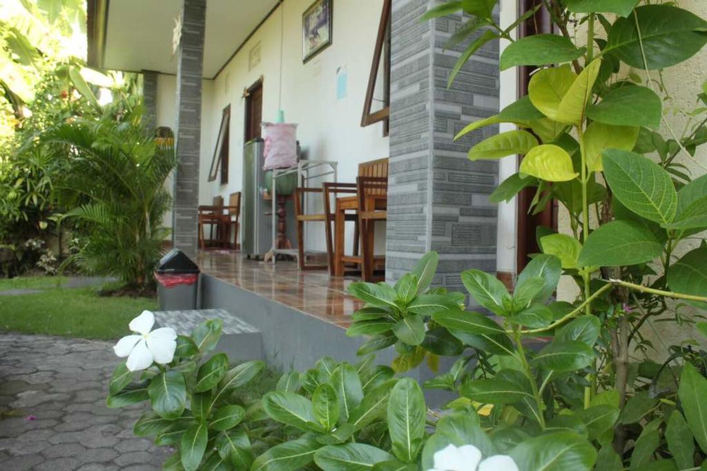 Twins Homestay Canggu Esterno foto