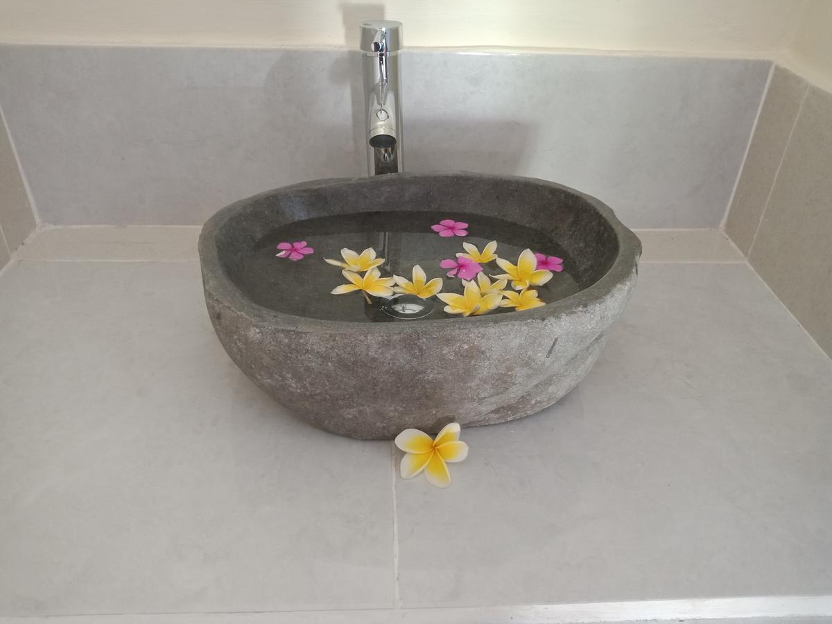 Twins Homestay Canggu Esterno foto